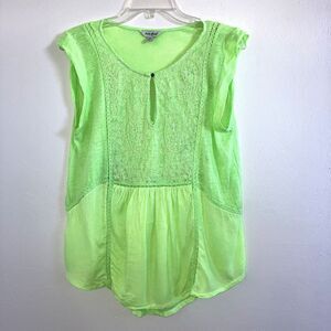 LUCKY BRAND sz M Neon Green Cotton Linen Knit Lace Peplum  Cap Sleeve Top Lime
